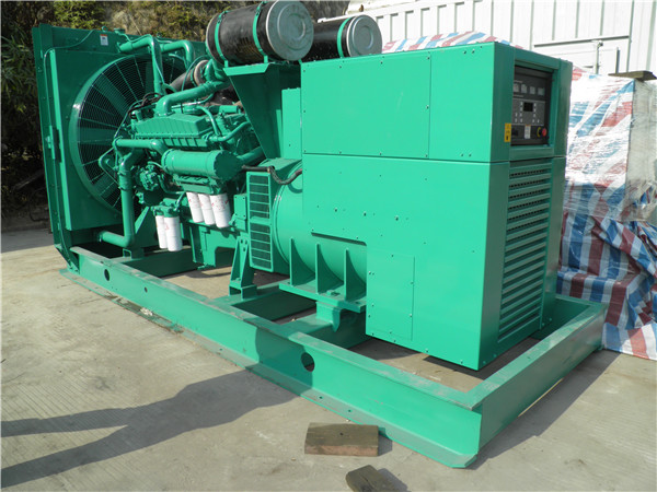 榆林出租发电机 发电机组厂家：柴油发电机组的控制屏的作用是什么？